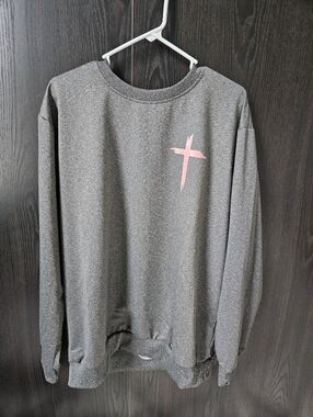 Women's Heather Gray Graphic Sweatshirt with Pastel Cross Design, Faith